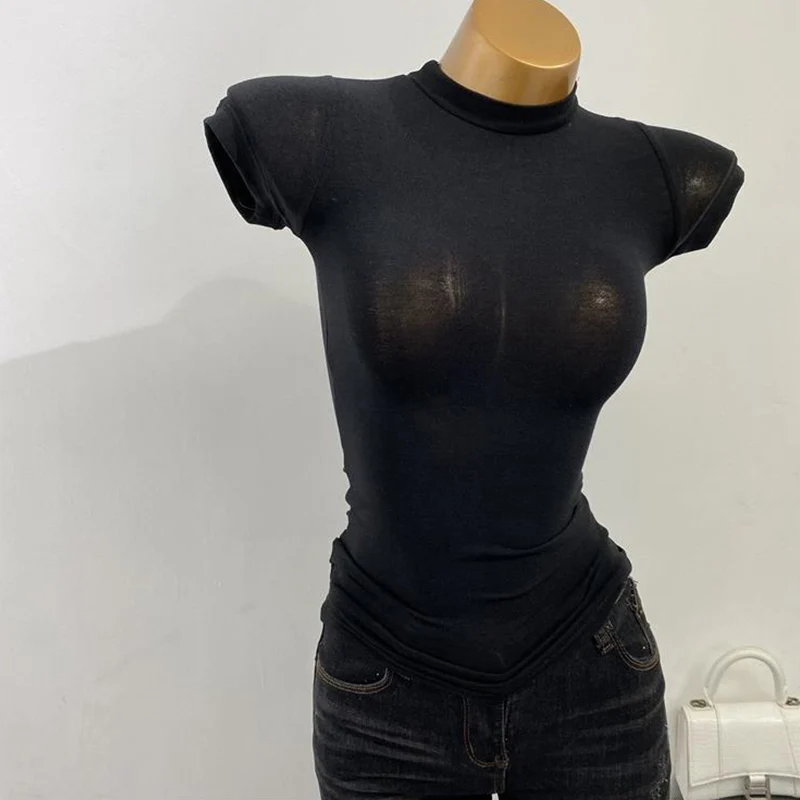 تي شيرت شفاف بياقة نصف عالية ، كوري ، شفاف ، بأكمام قصيرة ، مناسب للجسم ، مرن ، صلب ، قميص داخلي ، مثير ، صدر كبير
