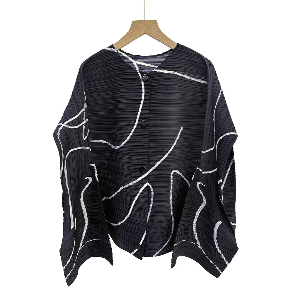 Miyake Pieghettato Primavera e Autunno Nuovo Stile Semplice A Righe Piega Irregolare Camicia Cardigan Stampata Casual Allentato Top a Maniche Lunghe