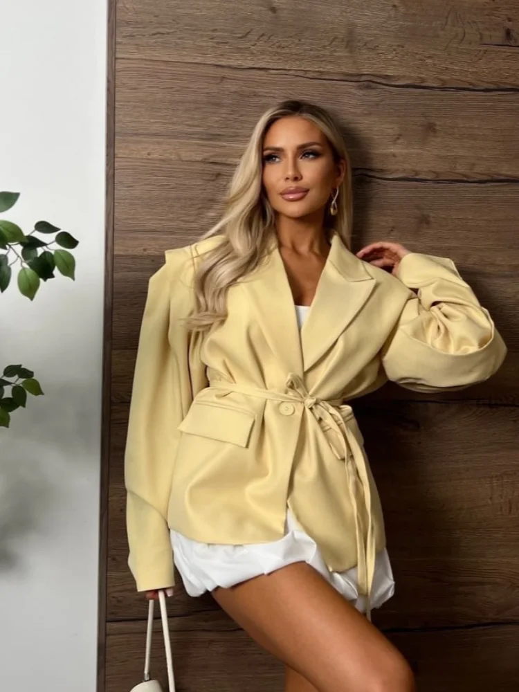 

Elegant Lapel Lace Up Yellow Suit Jacket Women Chic Full Sleeve Button Pocket Loose Thin Coat Autumn Lady Highstreet Outwear