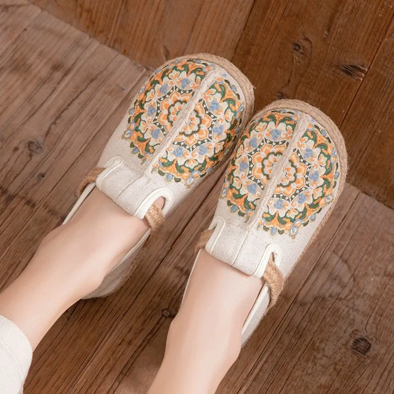 

Women Cozy Hand Embroidered Linen Fisherman Shoes Woman Soft Bottom Breathable Beach Shoes Loafer