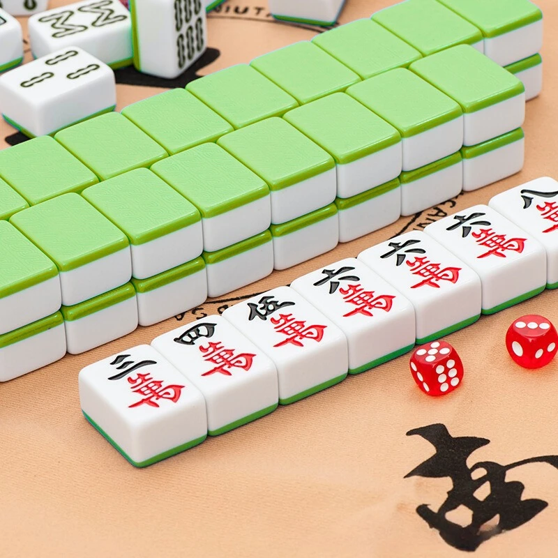 Portable Mini Mahjong Set 26mm 30mm Small Size Travel Mahjong Tiles for Dorm Home Outdoor Camping Party Table Game