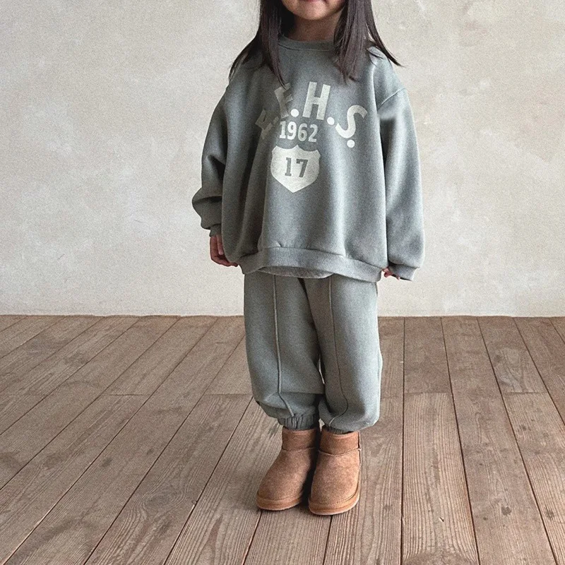 2024 Winter New Children Fleece Sweatshirt + Pants 2pcs Suit Letter Print Boys Plus Velvet Thick Sports Set Kids Warm Outfits