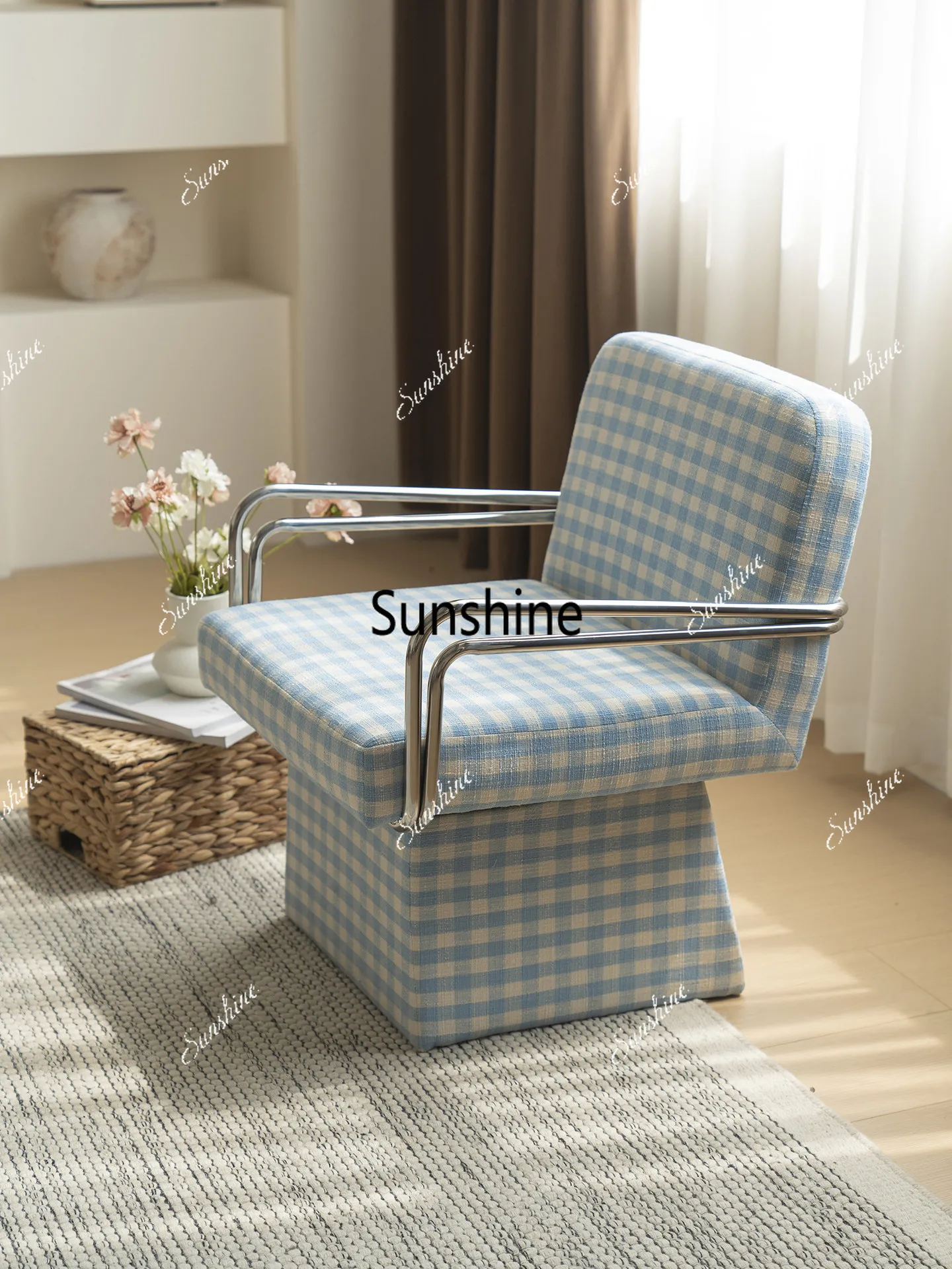 Rotatable sofa chair casual lazy Korean style blue and white plaid