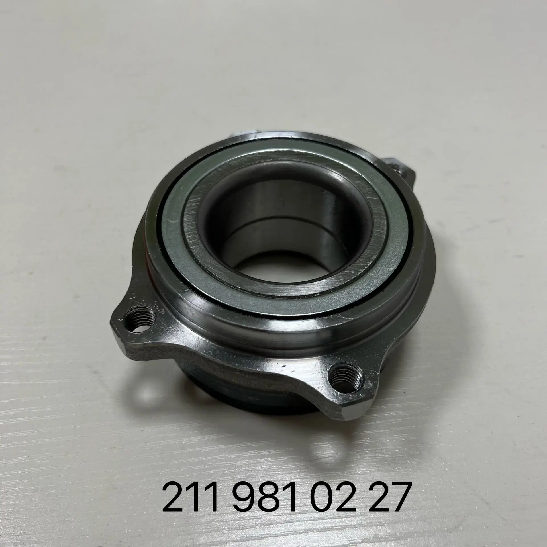 

Rear Wheel Bearing Bearing For Mercedes Benz X204 S211 R231 C197 C209 C216 C219 W211 X218 W212 W221 2119810227 2113560000 512432