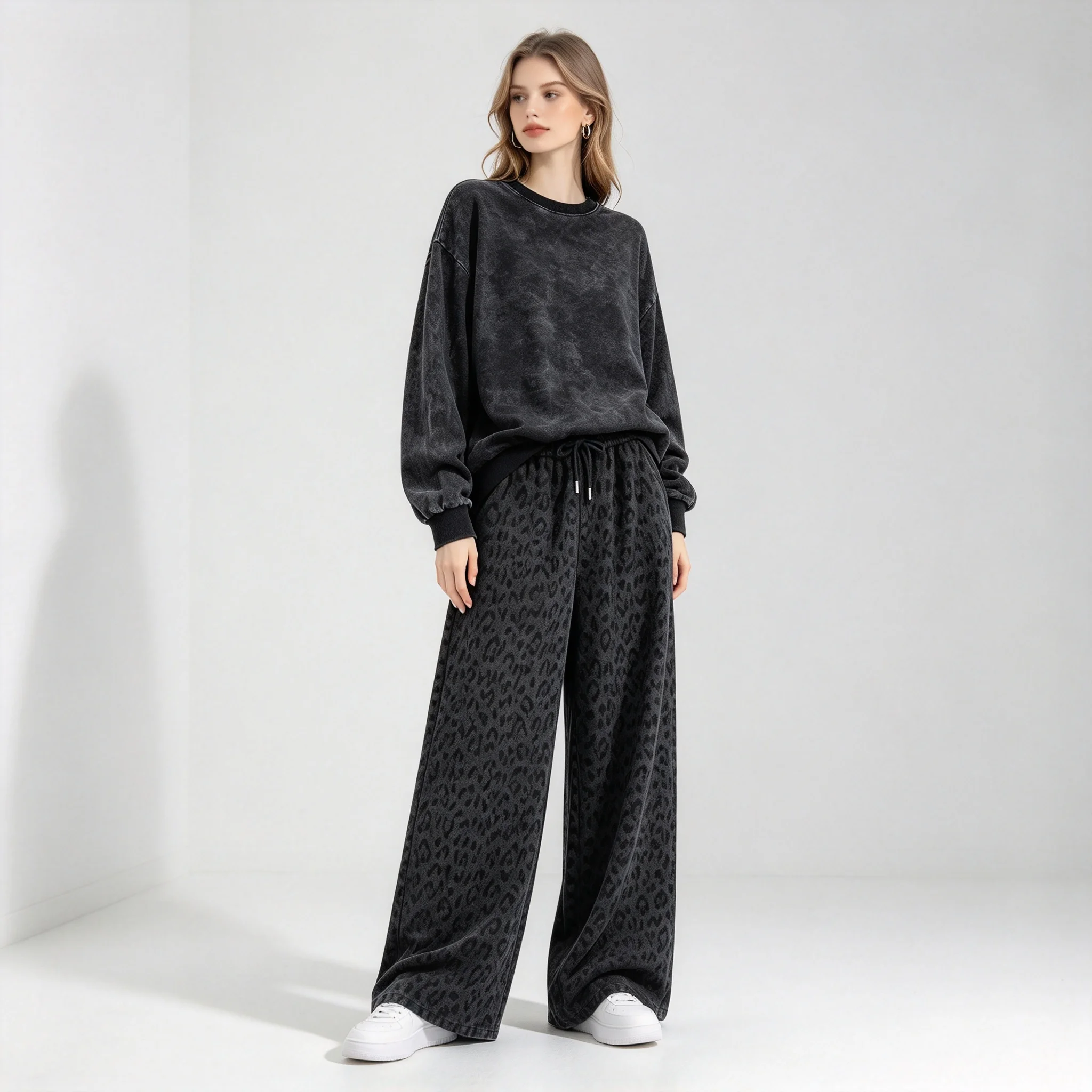 Women Washed Crew Neck Sweatshirt 2Pcs Set, Casual Loose Top + Leopard Print Wide Leg Pants Streetwear Outfit