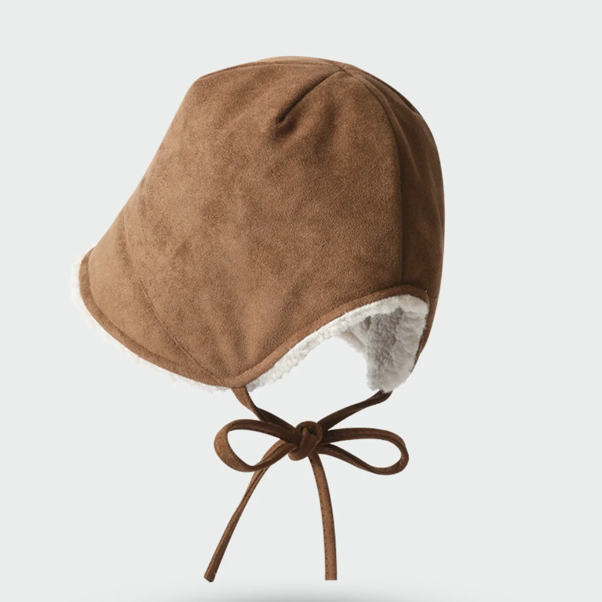 Vintage Suede Earflap Hat for Women, Thickened with Lamb Wool Lining for Warmth, Fine Drawstring Design, Suitable for Autumn and Winter Outdoor Activities, Commuting, Shopping, and as a Fisherman's Winter Hat
