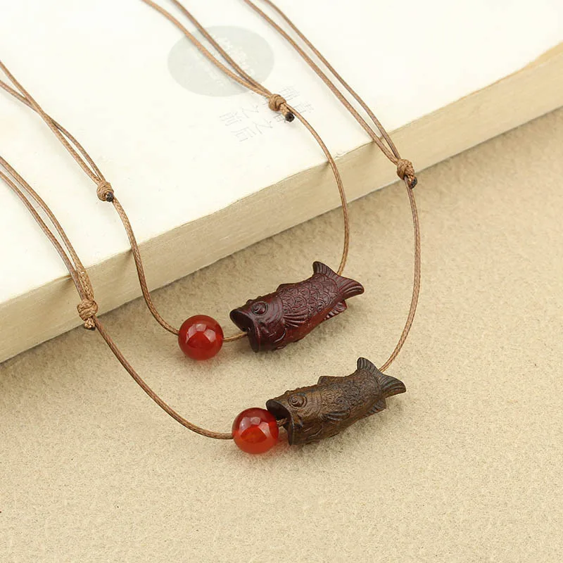 

Аксессуары для DIY: Простое деревянное ожерелье-подвеска в стиле Гочао с рыбой, женское, в стиле ретро, нишевый дизайн, универсальная цепочка на ключицу в литературном стиле