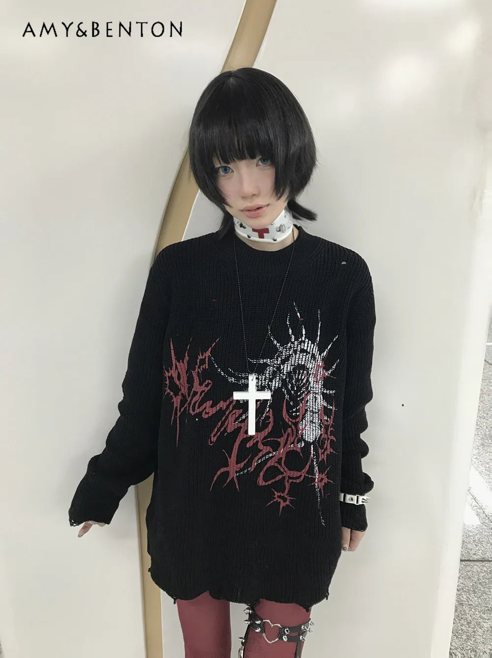 

2026 Autumn Winter New Japanese Dark Subculture Print Women's Loose Casual Black White Round Neck Long Sleeve Sweater