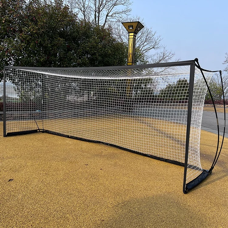 High quality wholesale outdoor  pop-up football goal portable  for training