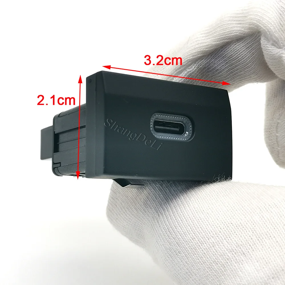 1PC Vehicle Retrofit Single/Double Port PD QC3.0USB Charger Red LED Indicator Charging Socket For Polo 2011-2013 Power Adapter
