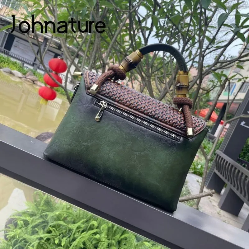 Borsa da donna vintage in rilievo fatta a mano Johnature 2024 Nuova borsa versatile in pelle di alta qualità Borse a tracolla di grande capacità