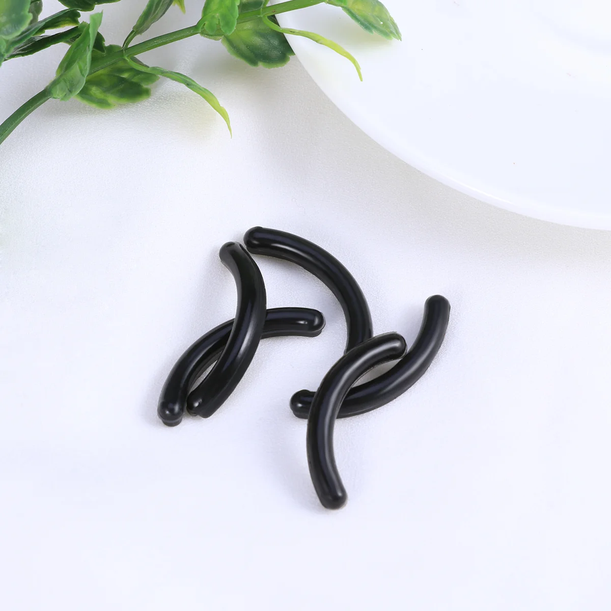 16 Pcs Black Silicone Strips Elastic Curler Pads Refill For Women Eyelash Curler Rubber Cushions Beauty Tools Makeup Accessories