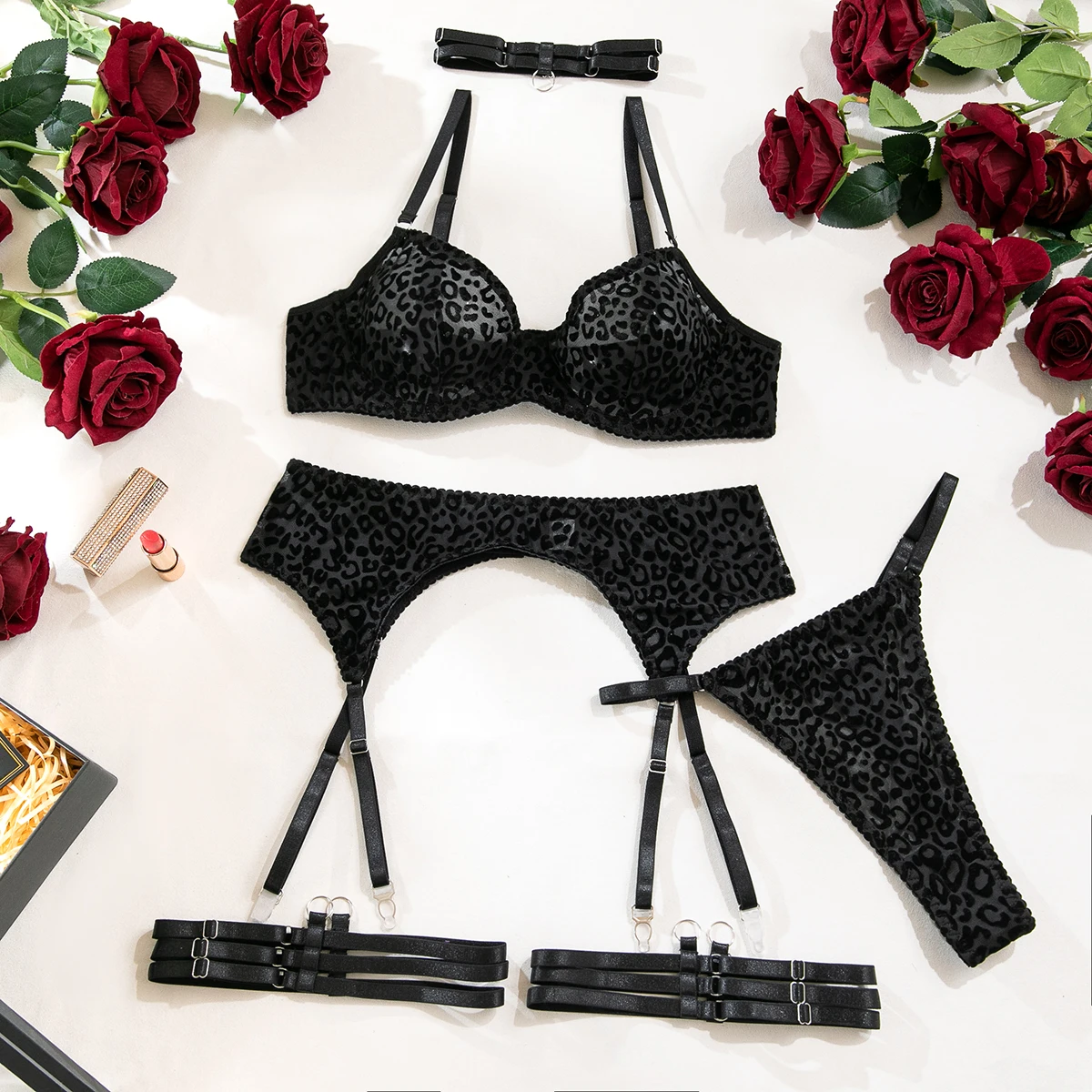 New Arrival Black Savage Leopard Print 5-Pieces Sexy Lingerie Set with Choker Sultry Chic Design Lenceria Conjuntos De Mujer