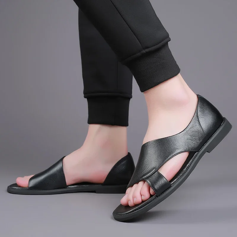 2025 Fashion Big Size Men Shoes Vietnam Slippers Genuine Leather Vintage Beach Sandals Travel Men Sandals Summer Flats Flip Flop