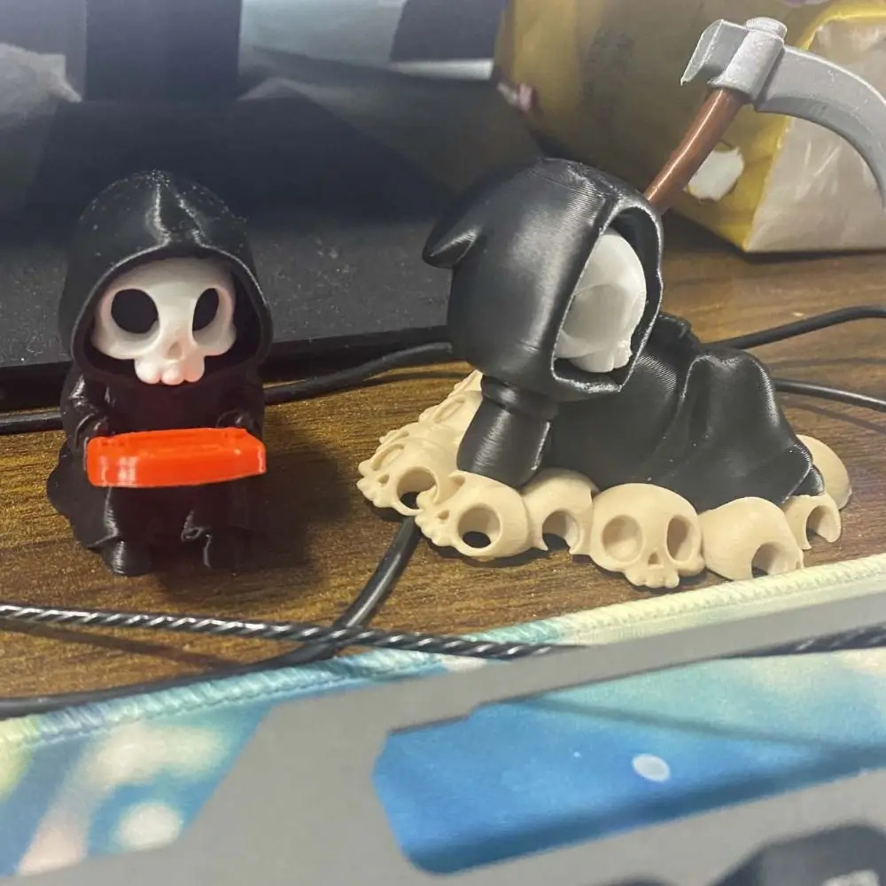 Ghost Desk Statue PLA Skeleton Figurine Chibi Cute Grim Reaper Detailed Black 3D Printed