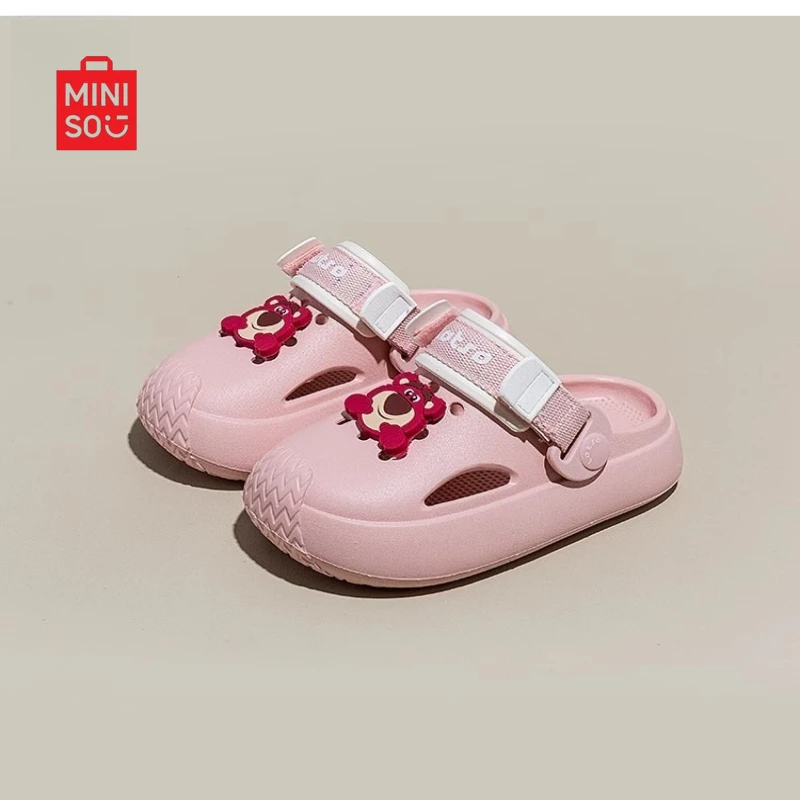 

Детские тапочки с клубничным медведем Диснея, обувь с дырочками для девочек, летняя сумка для мальчиков, сандалии на голову, домашняя нескользящая обувь