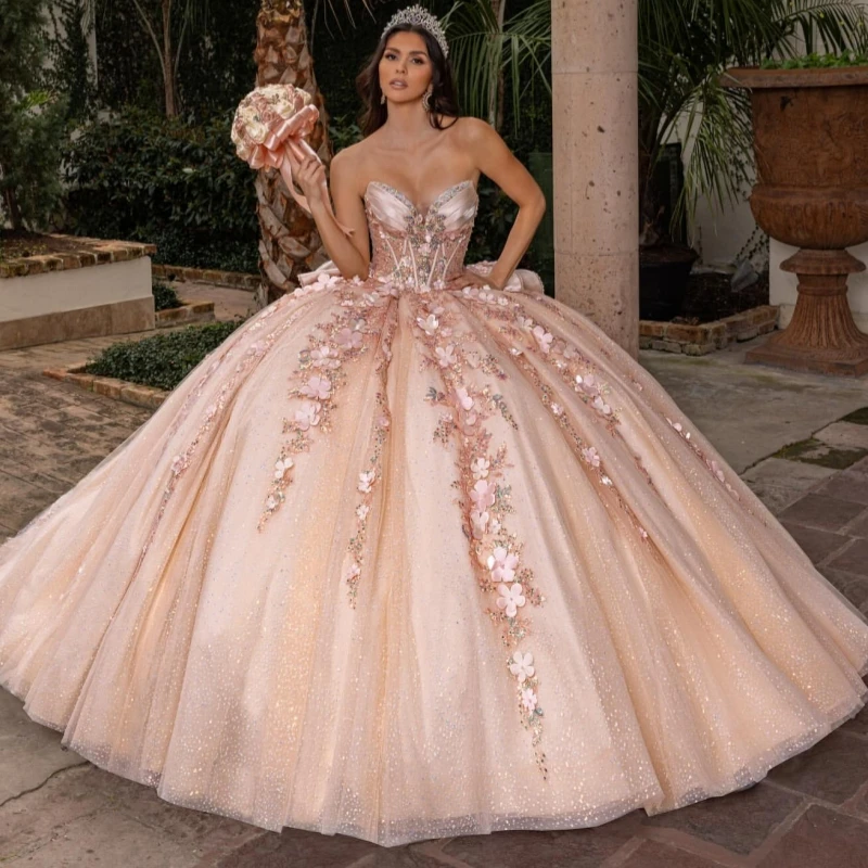 فساتين Quinceanera الوردية اللامعة ثوب الكرة قبالة الكتف زين زهرة الديكور كريستال مع كيب تول مشد الحلو 16 فستان