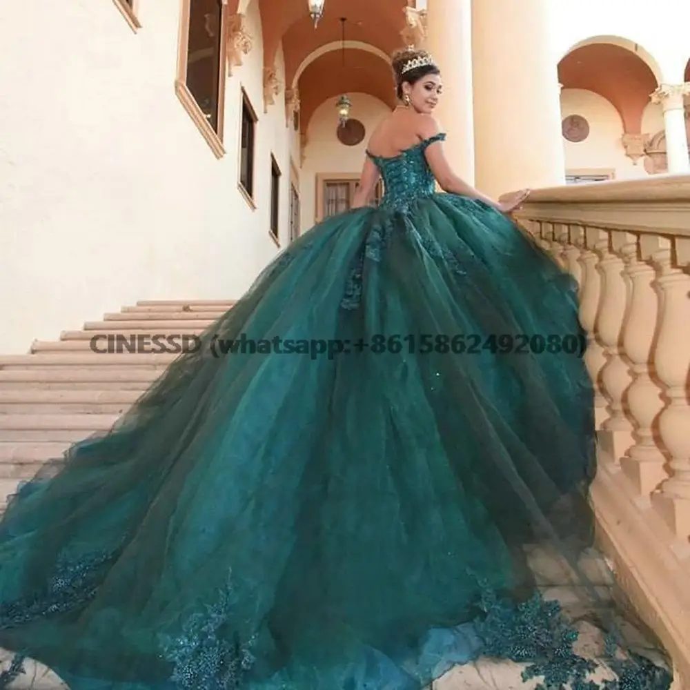 

Emerald Green Off The Shoulder Mexican Ball Gown Quinceanera Dress Crystal Appliques Lace Vestido De 15 Anos Sweet 16 Prom Party