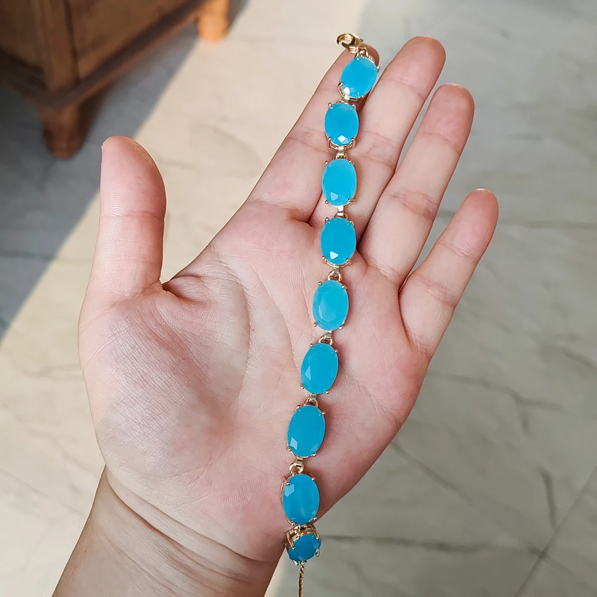 Paraiba-Kiefernstein, blauer Edelstein, ovales Kupfer-Damenarmband, elegante Mode, beliebte Armbänder für Liebhaber, Freunde, Frauen, Geschenke – Detail 5
