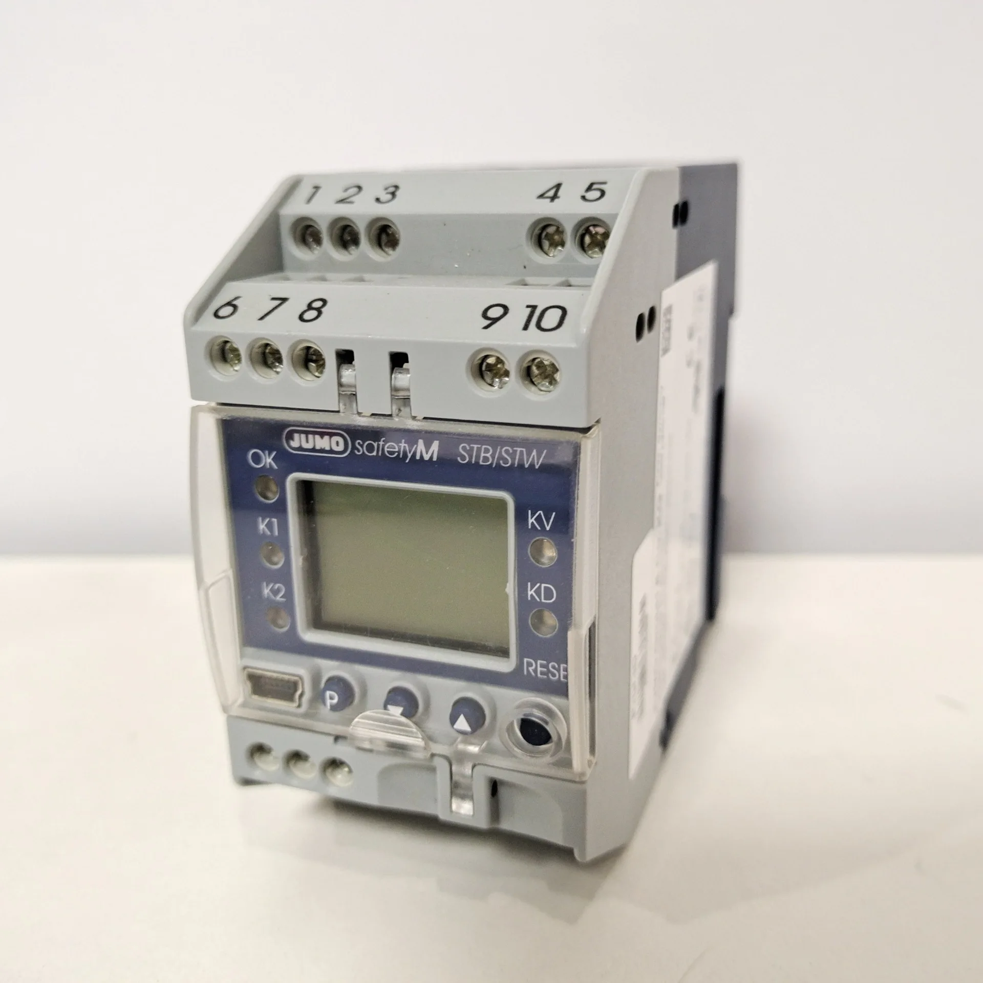 JUMO Safety Temperature Limiter 701150/8-01-0253 - 2001-23/005 Adjustable Parameters