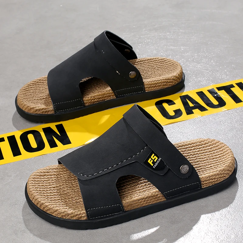 

Summer new leather slippers oversized outdoor sports sandals thick soled fashionable beach shoes work and life casual slippers