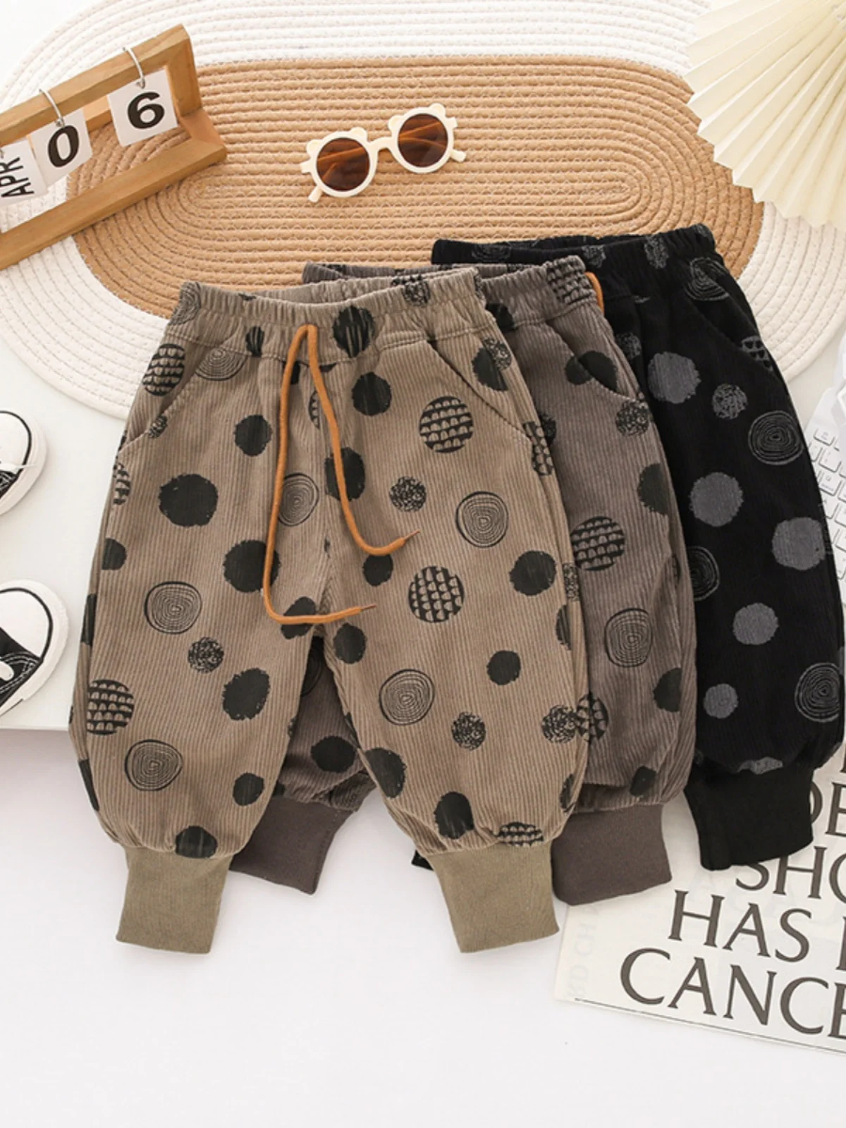 

Unisex Fleece Lined Harlan Pants Comfortable Cuffed Long Trousers for Baby Boys And Girls Trendy Casual Versatile Autumn Wint...