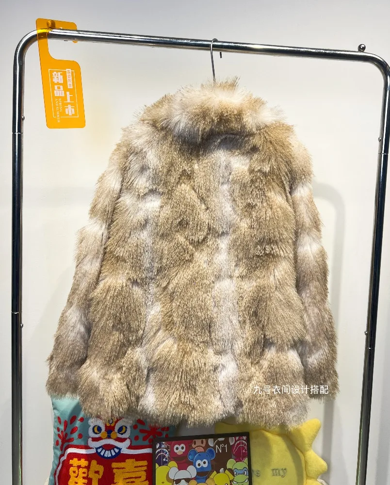 2025 New Fashionable Faux Fur Coat for Women Loose and Warm Faux Fur Winter Coat lady Mid-Length Fluffy Jacket