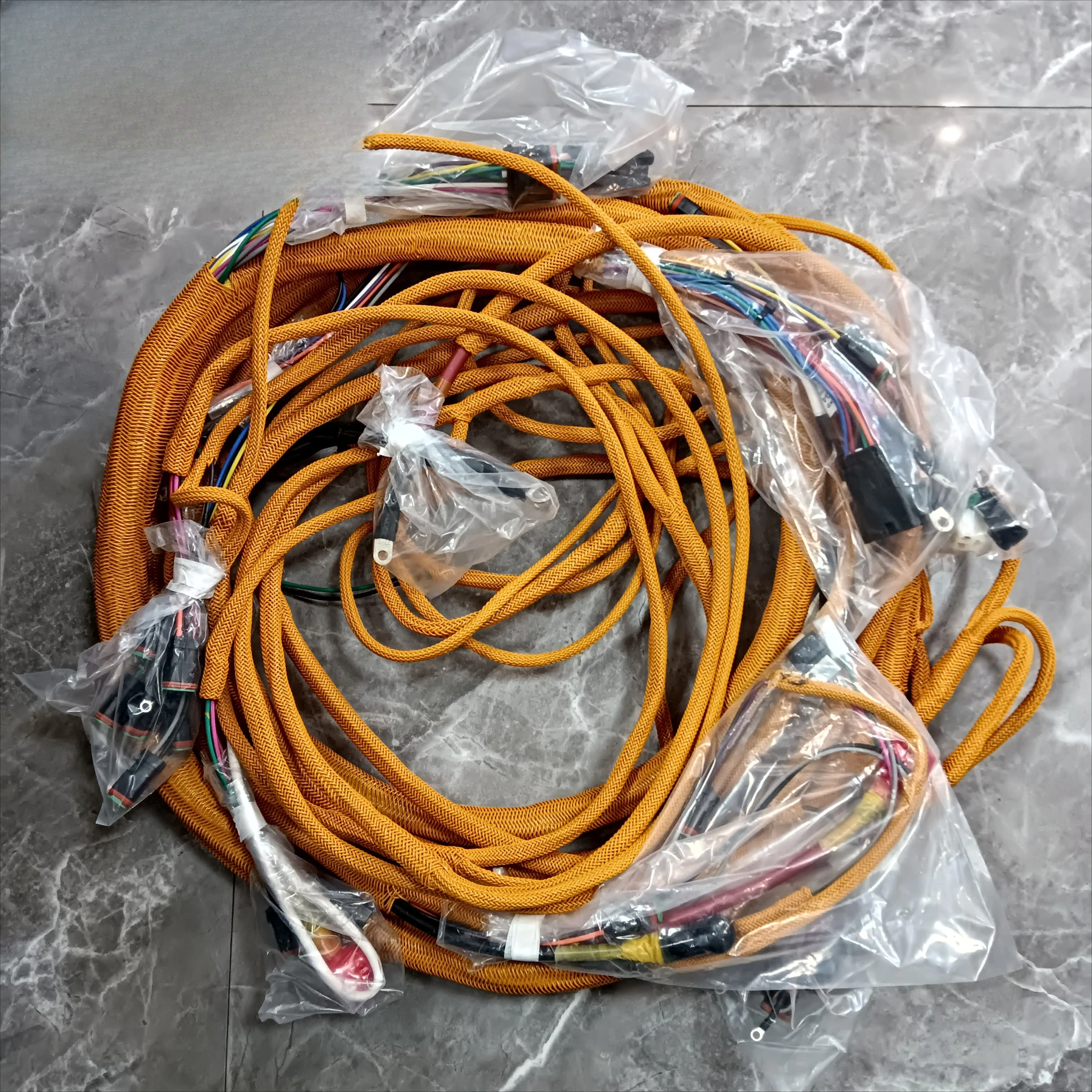 

LNHF 1385134 138-5134 E320B Жгут проводов корпуса экскаватора Внешний жгут проводов 1385134 138-5134 для Catpillar