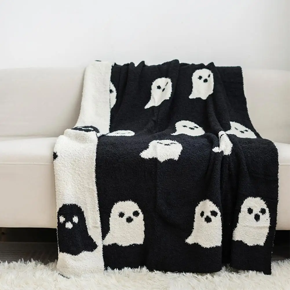 

Festive Halloween Blanket Halloween Style Cartoon Ghost Knitted Jacquard Flannel Blanket for Ultimate Relaxation on Dorm Sofa