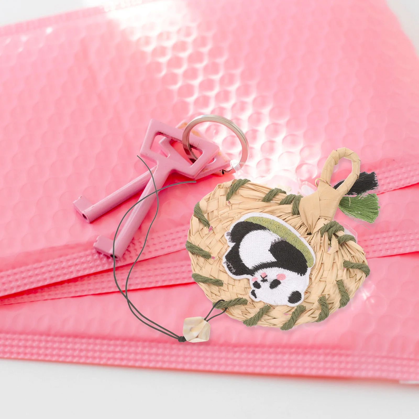 

Car Panda Hanging Accessories Adorable Fan Shape Design Rear View Mirror Charm for Keys Bags Summer Car Decorations Interior