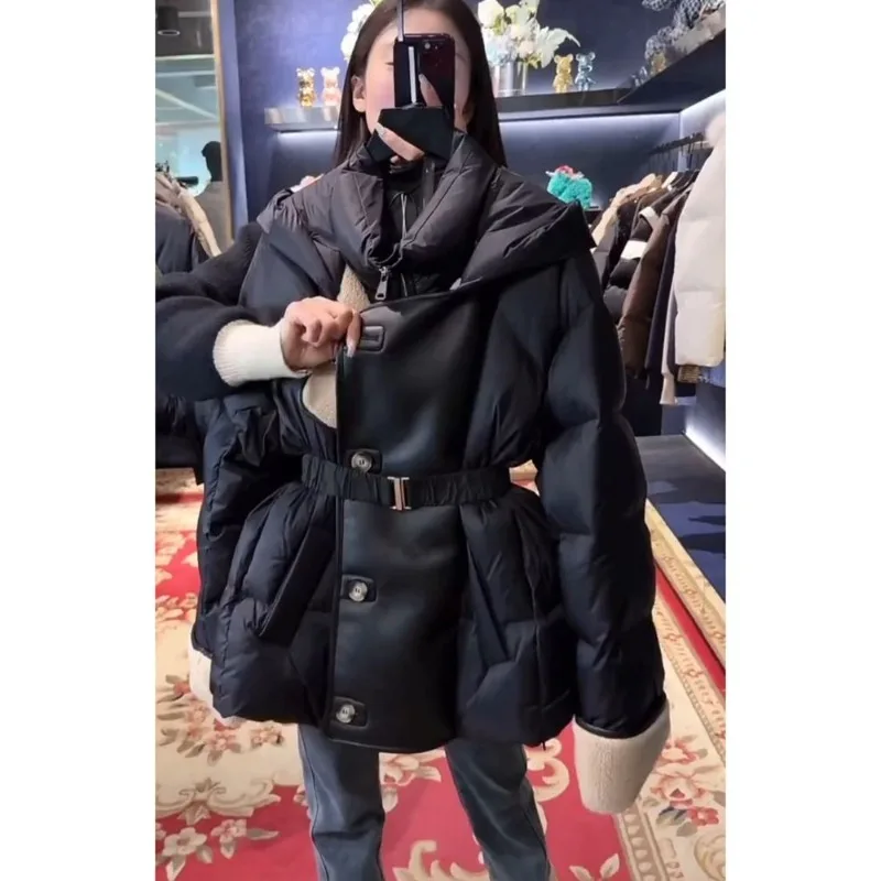 

High-end Hooded Cotton-padded Jacket for Women This Winter's New Thickened Warm Waist Top Temperament Women's Coat Comfortable