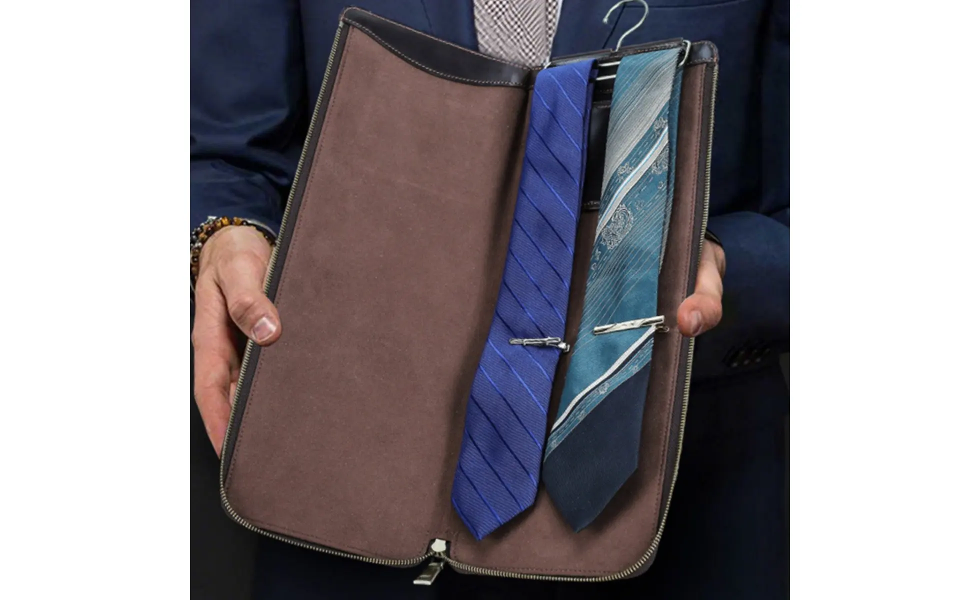 Leather Tie Travel Case Hook Design Leather Tie Box Necktie Storage Box Slim for Travelers