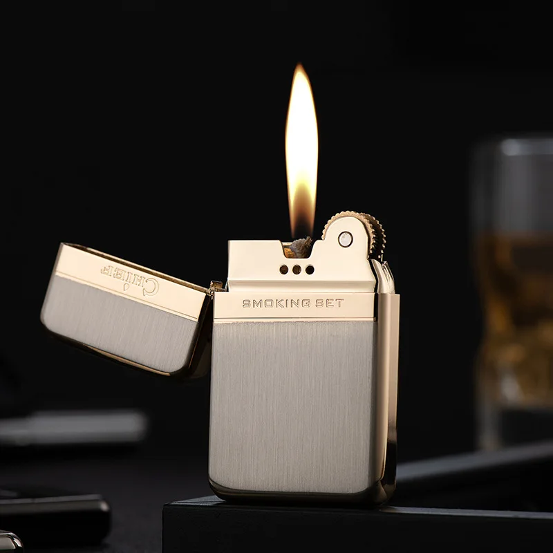 Fashion Thin Pure Copper Kerosene Lighter Grinding Wheel Retro Windproof Personality Lighter Cigarette Accessories Men\'s Gift