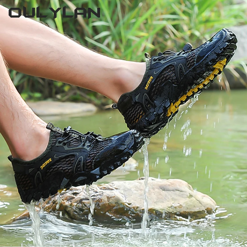 Grandes sapatos de caminhada respiráveis para homens, sandálias esportivas ao ar livre, sapatos Hollow Out Wading, pesca e River Tracing, novos