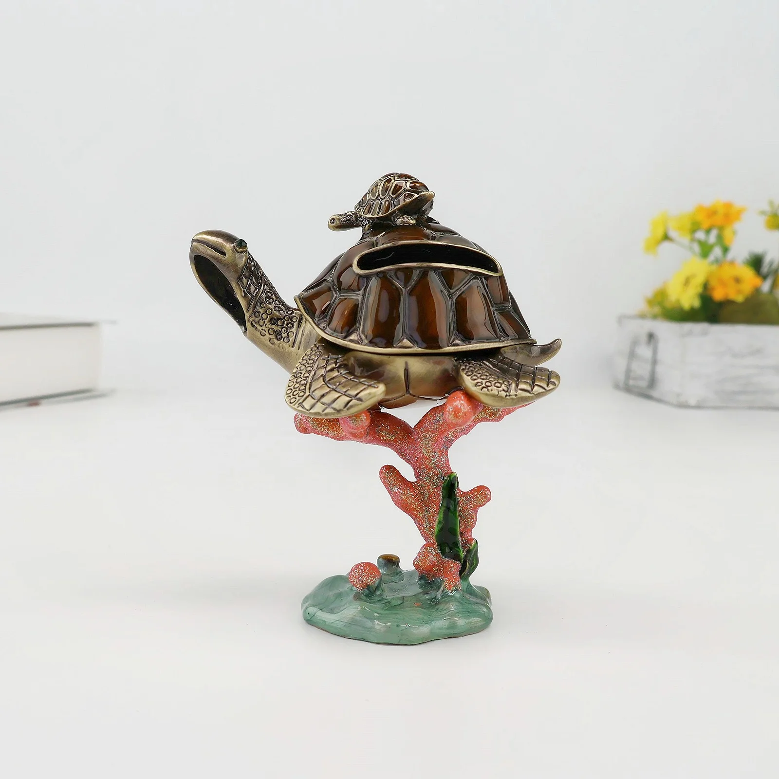 SHINNYGIFTS Sea Turtle Trinket Box Enamel Alloy Mother Baby Turtle Figurine On Coral Base Jewelry Storage Box Coin Bank Ocean