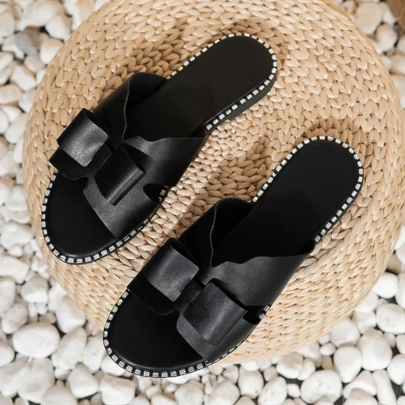 2024 Hete Verkoop Vrouwen Slipper Flat Met Antislip Strass Zomer Casual Comfortabele Effen Kleur Damesschoenen Plus Maat 36-43