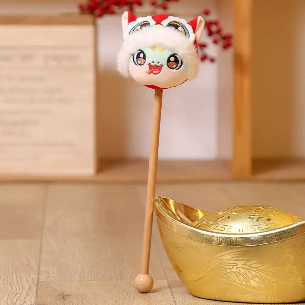 

Изысканный мультяшный массажный молоток-талисман со змеей, ручной милый молоток со змеей и зодиаком, мягкая массажная палочка для спины, стук для спины