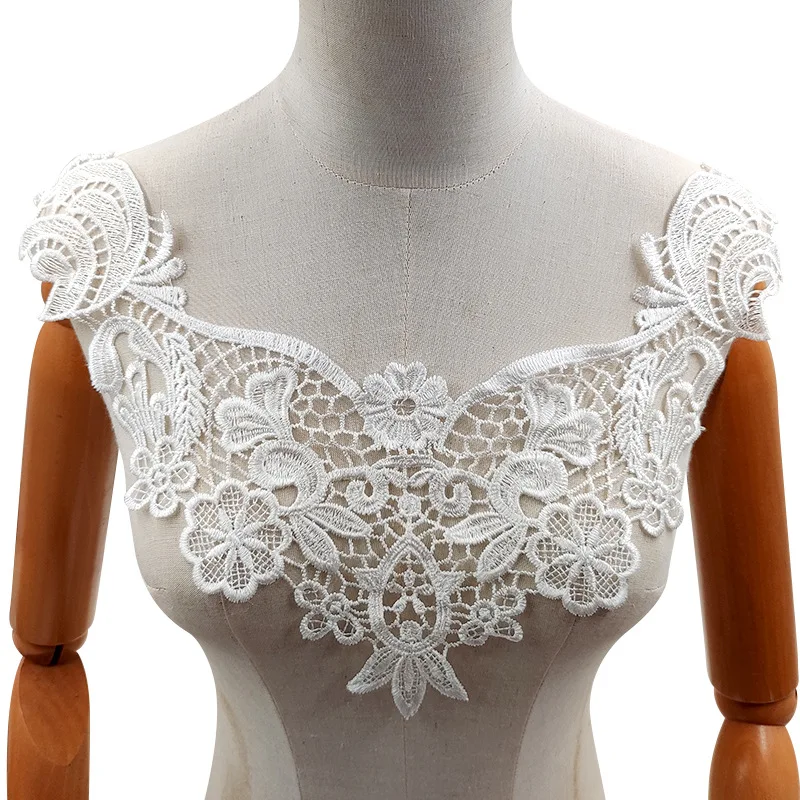 1PCS Water-soluble lace embroidery polyester light silk fake collar three-dimensional hollow corsage collar flower DIY clothing