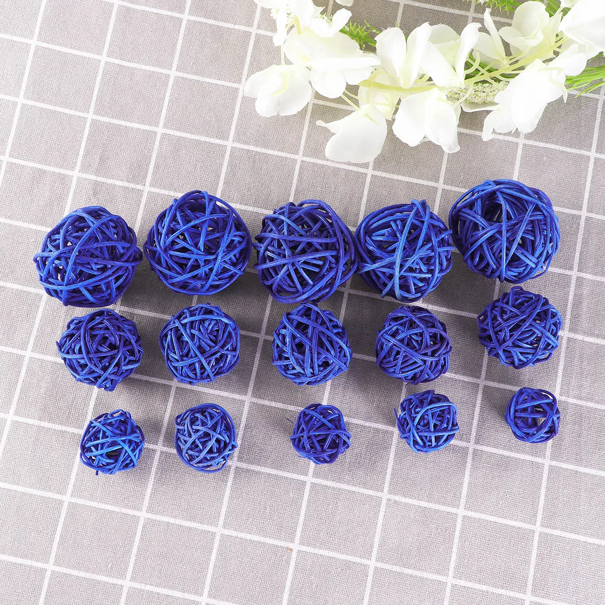 

15Pcs Rattan Ball Set 3 Sizes 3Cm 4Cm 5Cm Natural Wicker Balls for Wedding Table Party Hanging Home Garden Craft Decoration