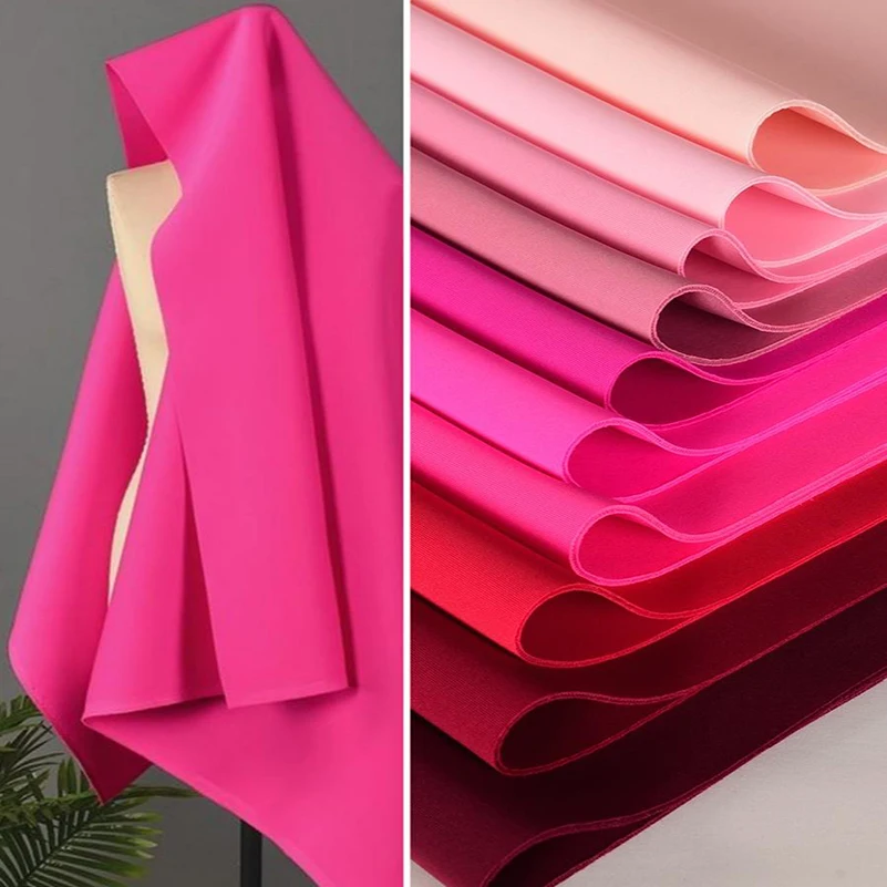 衣類を縫うための厚いスキューバキッティング生地、鮮やかな赤のピンクのドレス、0.5メートル