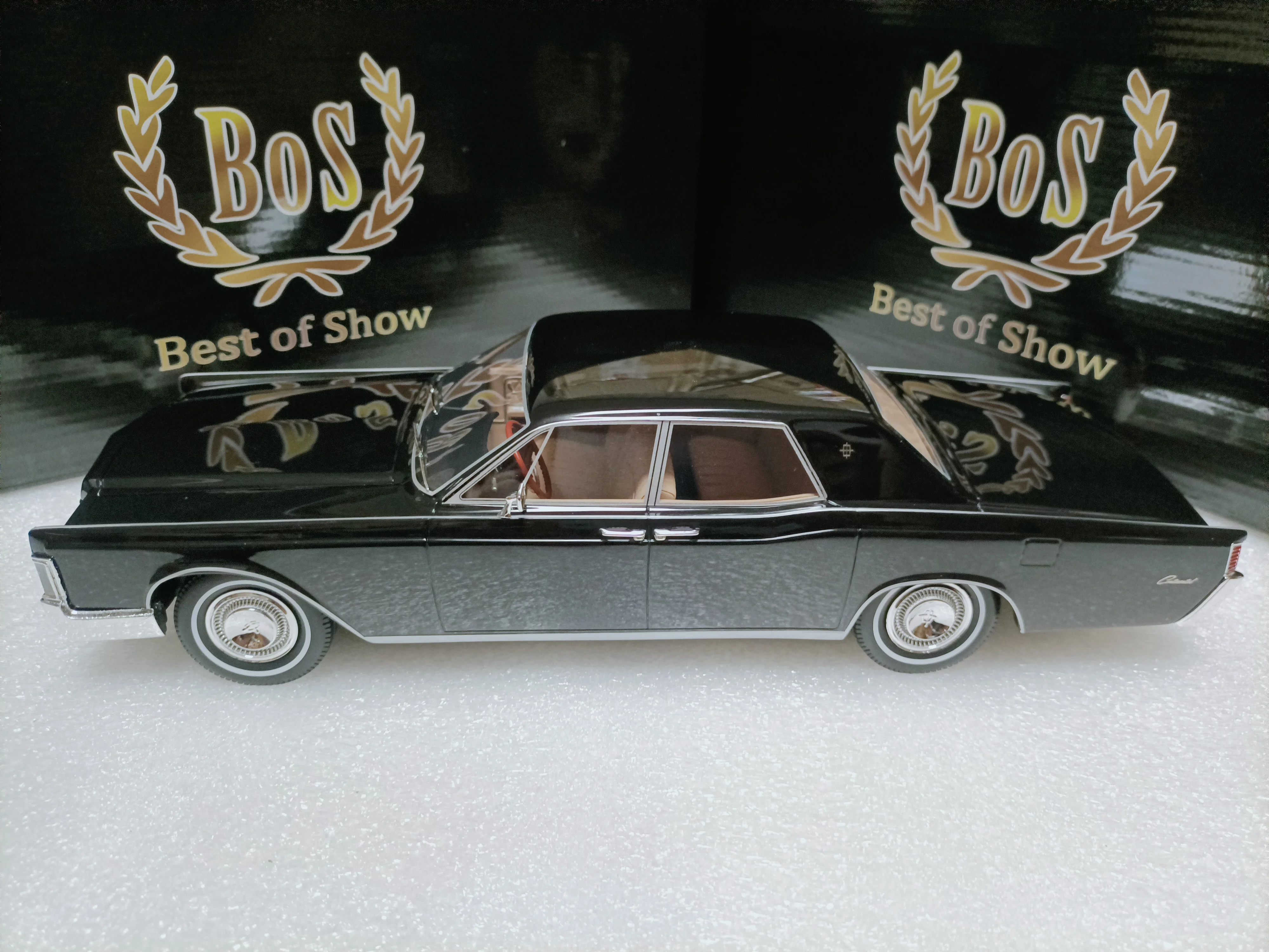 BOS 1:18 Continental 1968, schwarzes Oldtimer, Simulation, limitierte Auflage, Kunstharz, Metall, statisches Automodell, Spielzeug, Geschenk