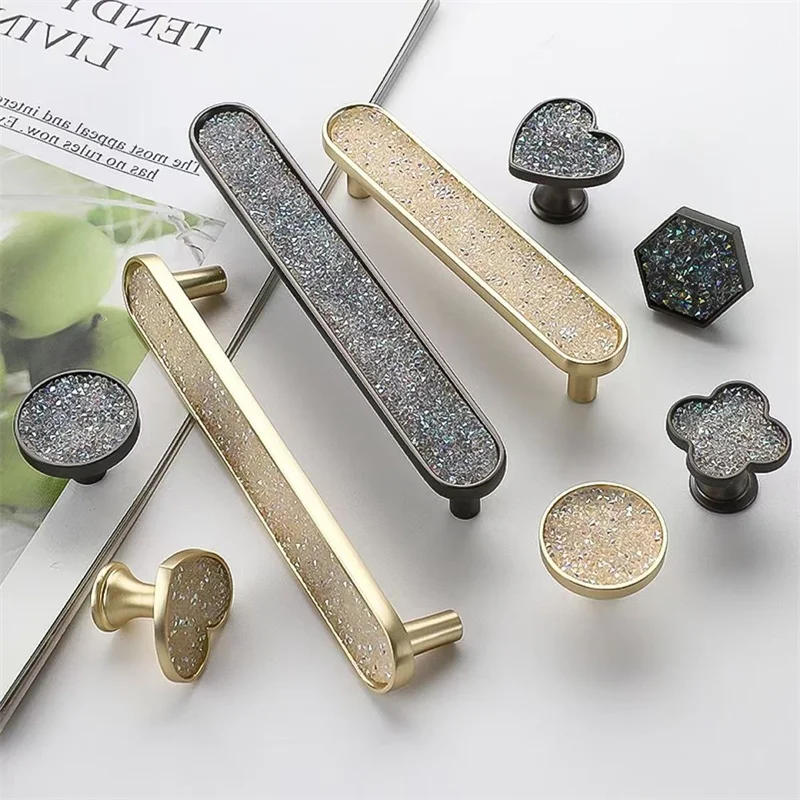 Light Luxury Kitchen Cabinet handles Gunmetal Wardrobe Door Handles Pulls Gold Diamond Drawer Knobs Zinc alloy Furniture Handles