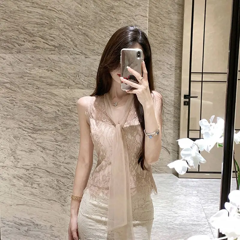 2026 New Lace Bandage Bow Blouse Women Sexy Sleeveless Slim Fit Waist Y2k Crop Top Korean Gentle Versatile Party Shirts