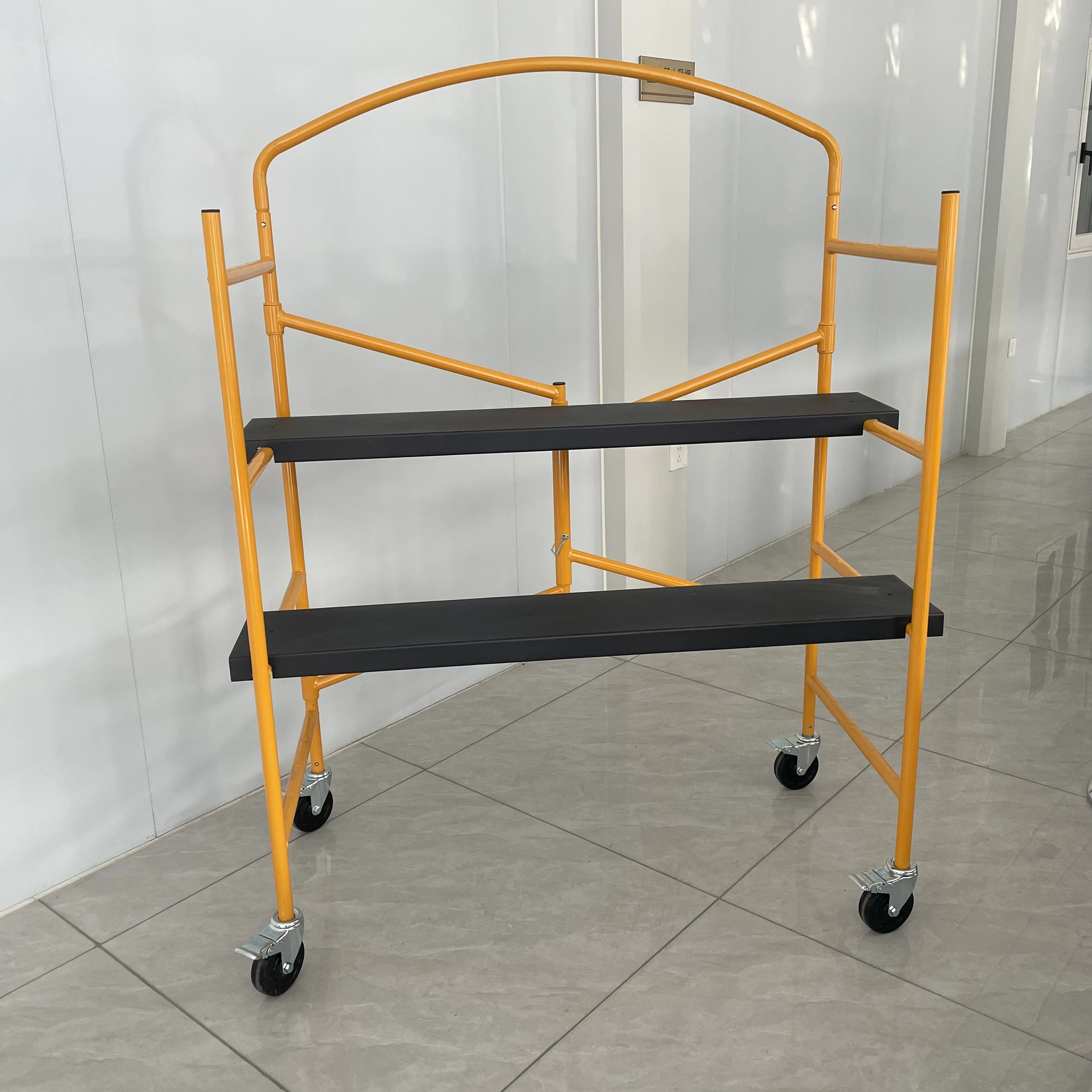 Equipamento de construção e construção de andaime de aço dobrável universal pequeno para materiais de construção