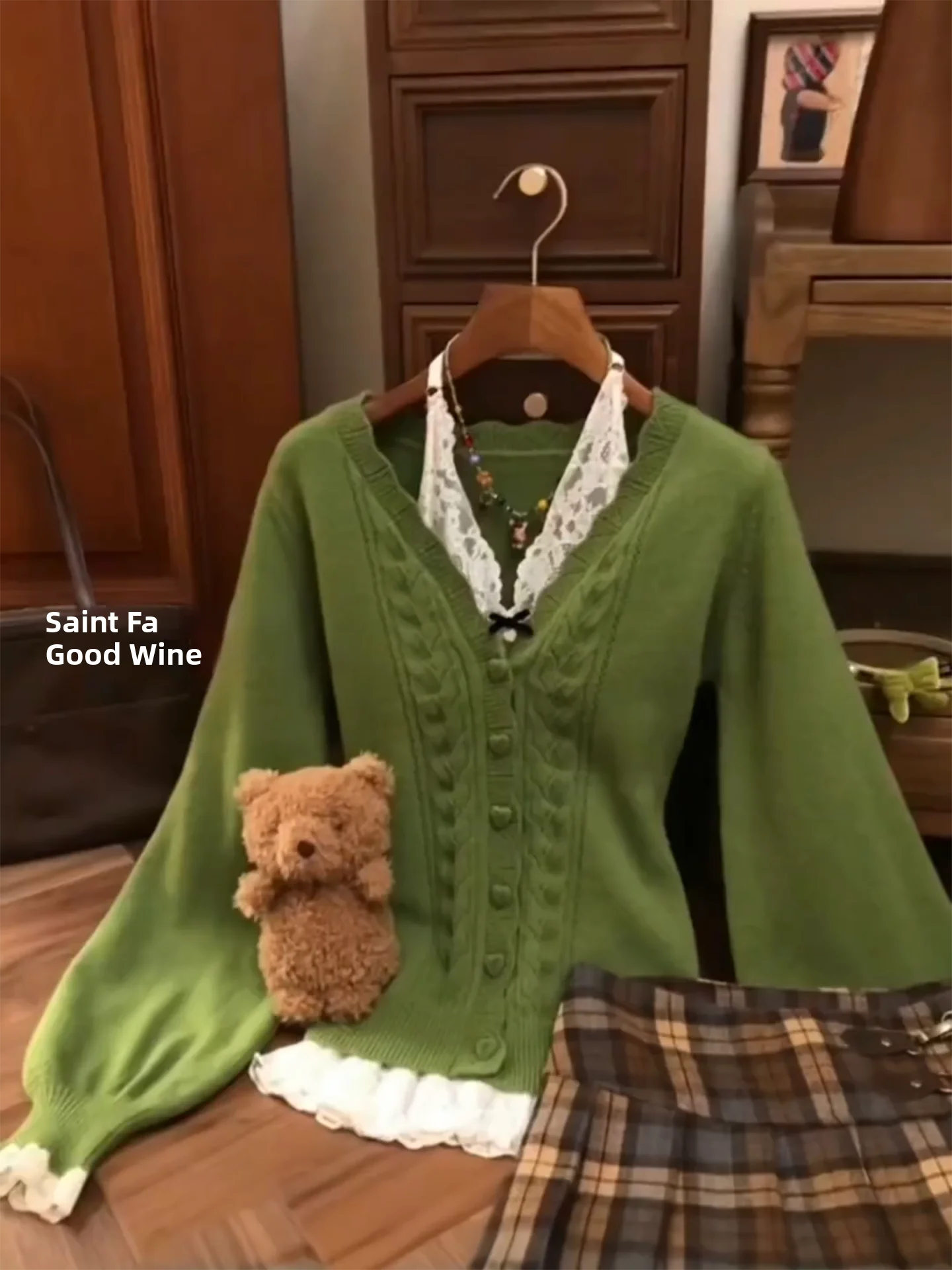 

Сексуальный вязаный кардиган с V-образным вырезом или комплект из облегающего свитера и футболки для женщин, весенний дизайн, повседневный стиль для свиданий