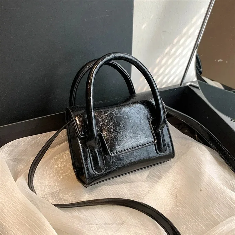 Tas Persegi Retro Tas Tangan Wanita Tas Lipstik Tas Tangan Selempang Musim Gugur Musim Dingin Faionable Tas Sle Korea