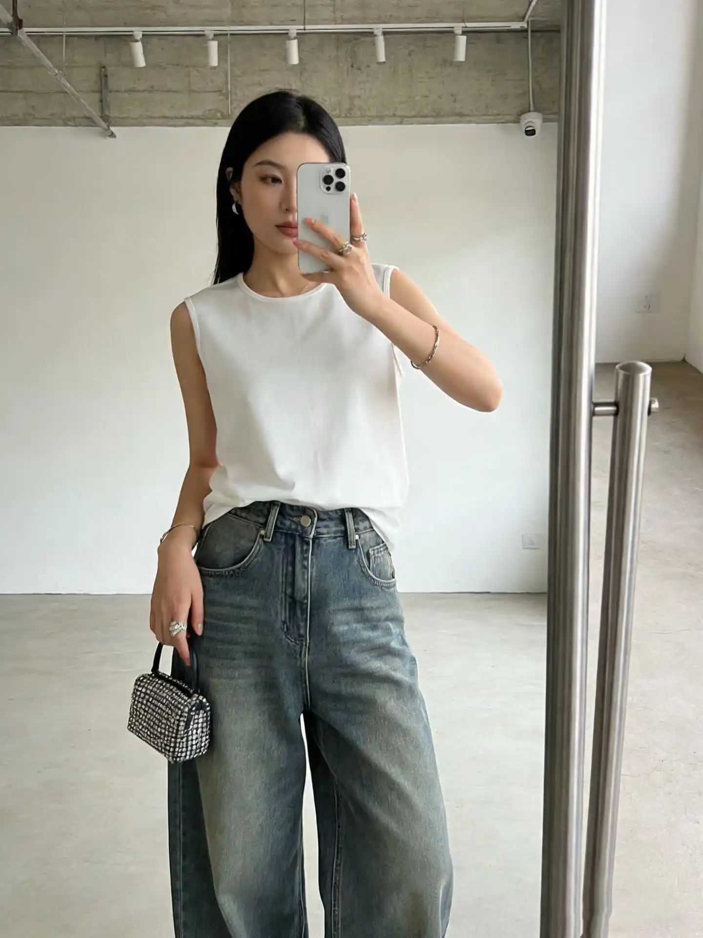 Soft Pure Cotton round Neck Sleeveless Vest Base Shirt Women's Comfortable Seamless Back T-Shirt Casual Style Breathable Skin...