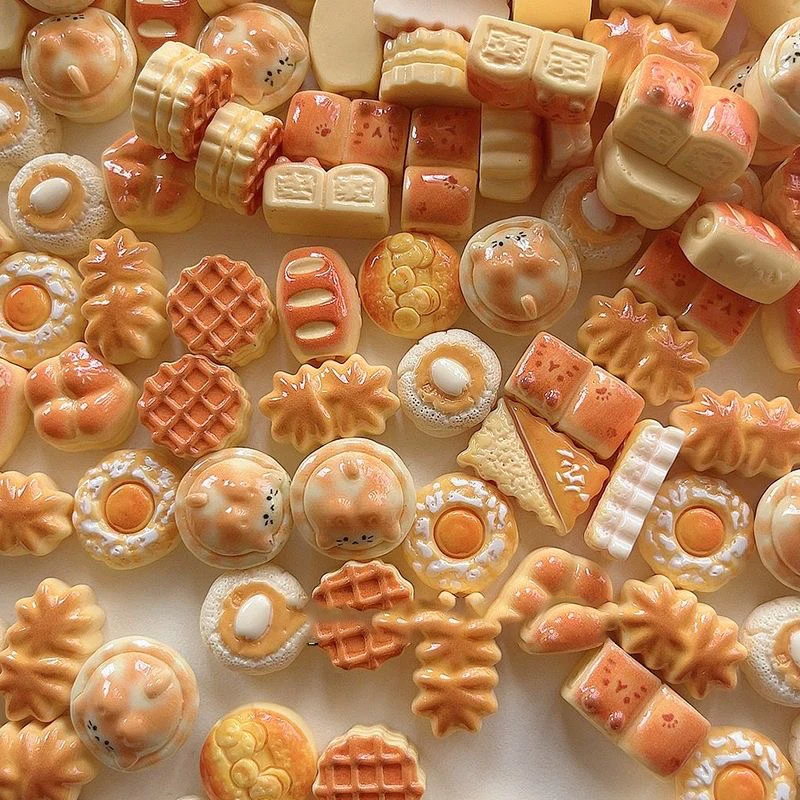 

60pcs Mini Resin Food Desktop Decoration Small Ornaments Creative Home Kitchen Bread Model Accessories Statues DIY Children Gift