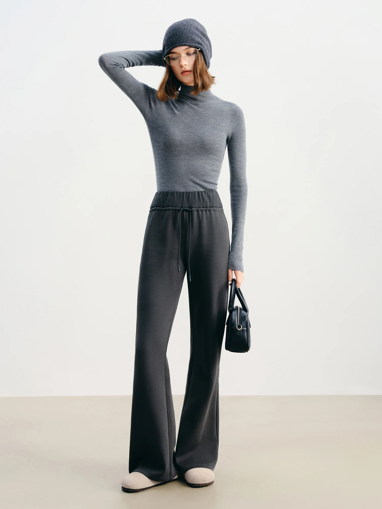 ZIQIAO 2025 Women's Black Gray Flared Sweatpants - Slimming High Waist Longline Joggers Casual Lounge Pants with Elastic Waist​