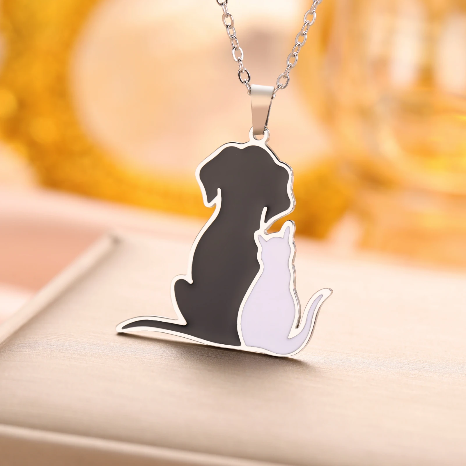 Cazador Cuddling Hugging Dog Cat Necklace Stainless Steel Animal Kitten Pet Pendant Necklaces for Women Jewelry Christmas Gift